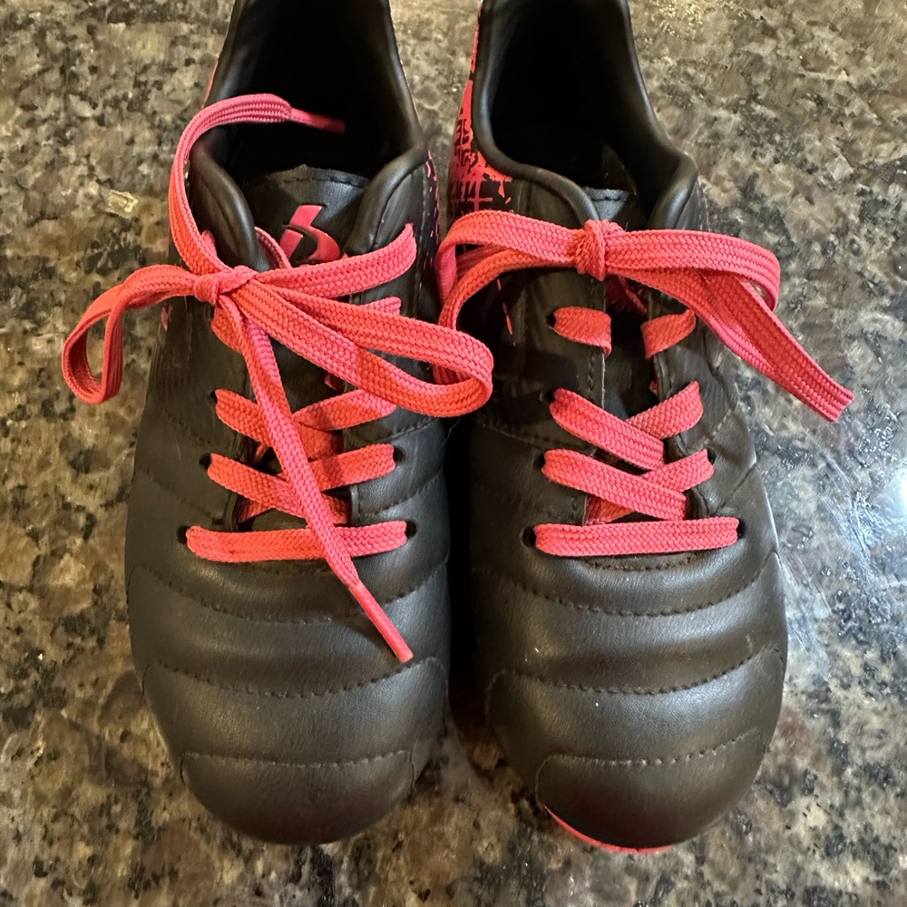 Pink and Black Girls Brava Soccer Cleats